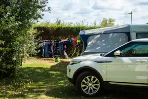 Camping Bois Soleil - Standplätze auf dem Campingplatz