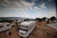 Camping Bor - Campingbereich für Zelte und Wohnwagen mit Blick auf die Adria 