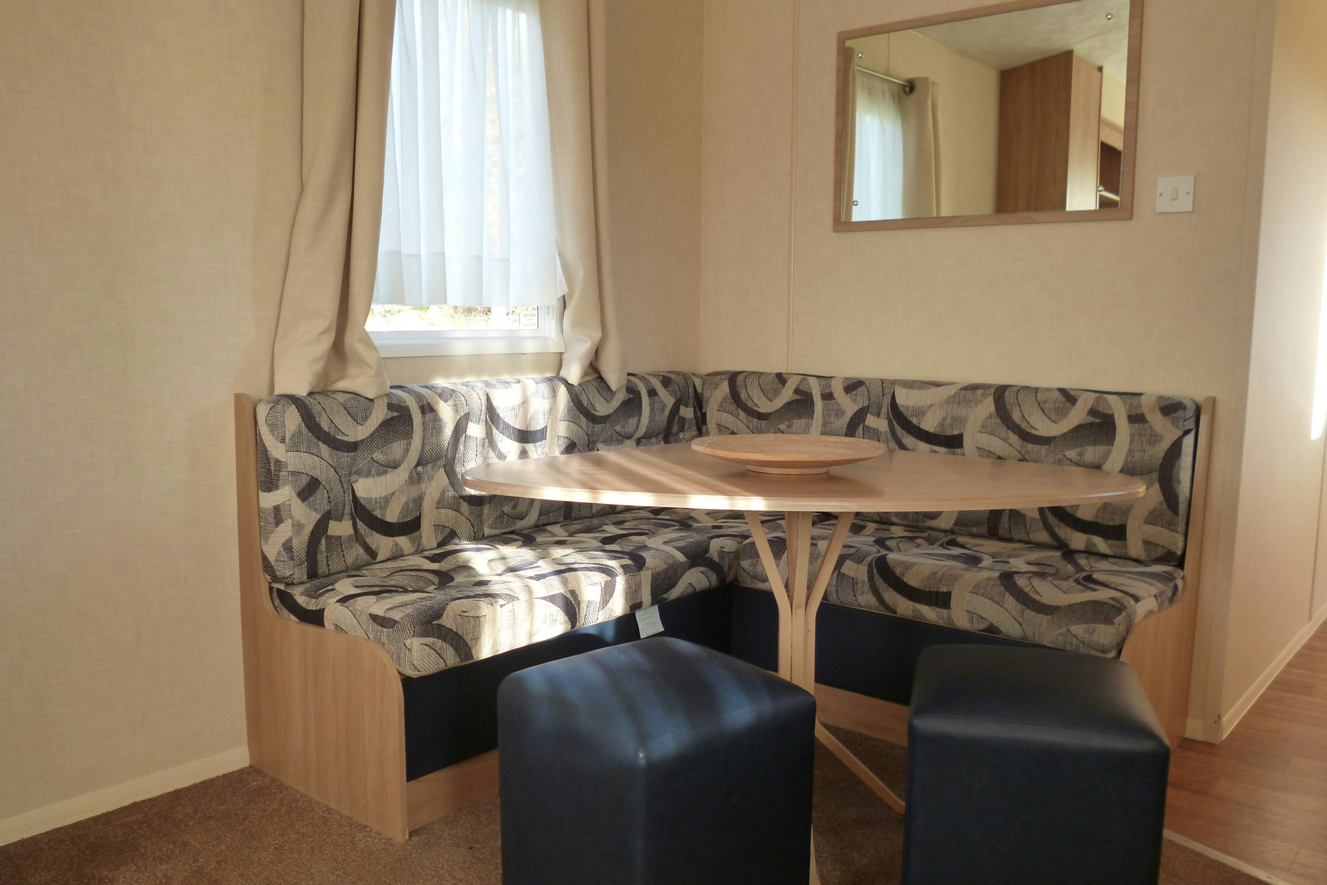 Camping Boszicht - Innenansicht Essbereich Mobilheim