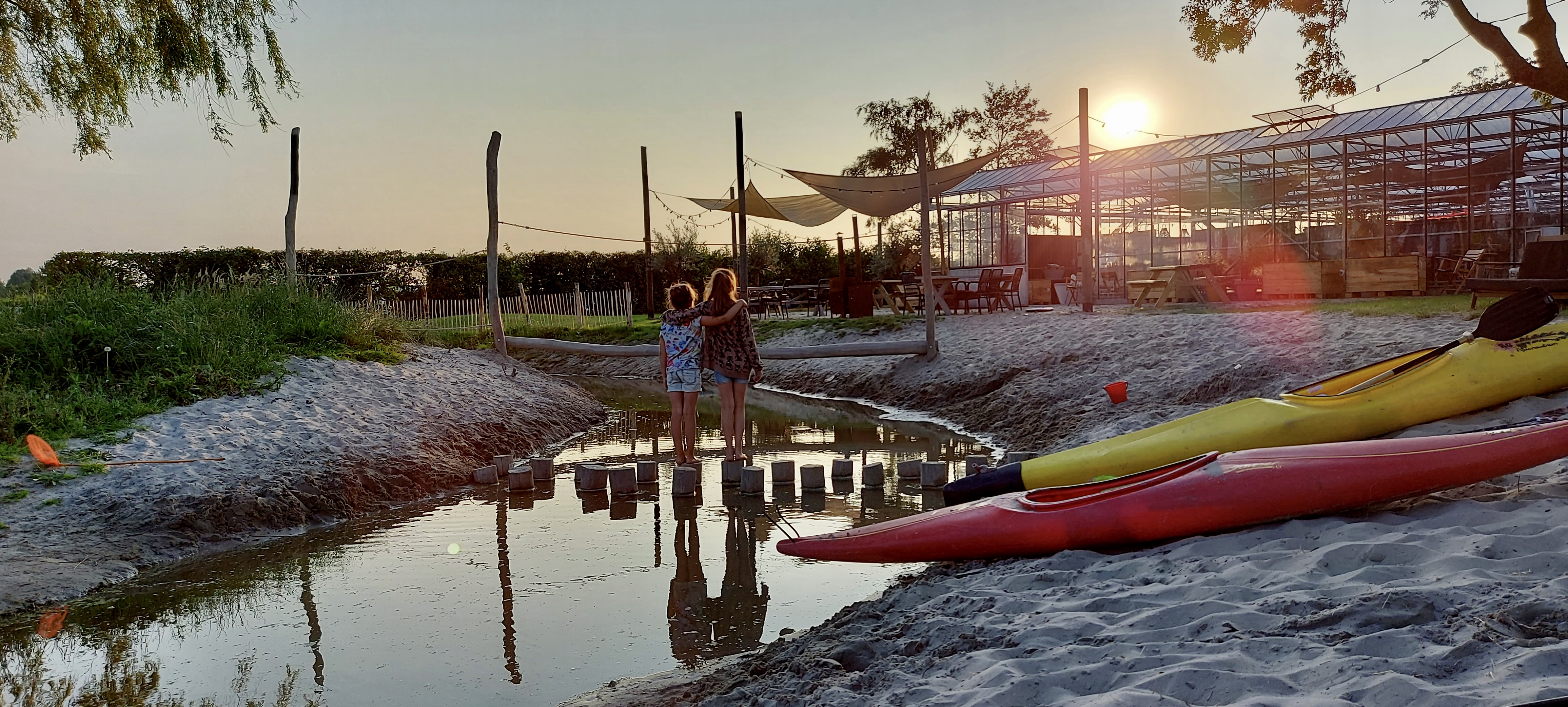 Camping Boven het Maaiveld