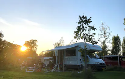 Camping Boven het Maaiveld