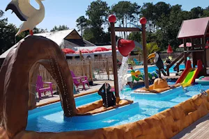 Camping Brin d'Amour - Wasserspielplatz für Kinder auf dem Campingplatz