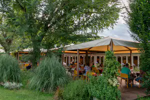 Camping Ca'Savio Camping Ca' Savio - Restaurant mit überdachter Terrasse