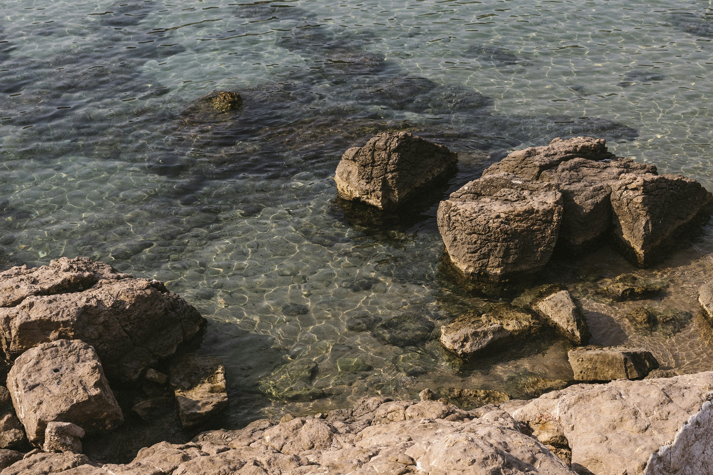 wecamp Cala Montgó  Camping Cala Montgó - Felsenstrand am Campingplatz