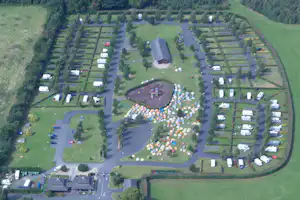 Camping Camac Valley - Campingplatz aus der Vogelperspektive