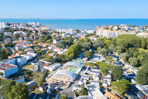 Camping Campéole Pontaillac Plage - Luftaufnahme des Campingplatzes