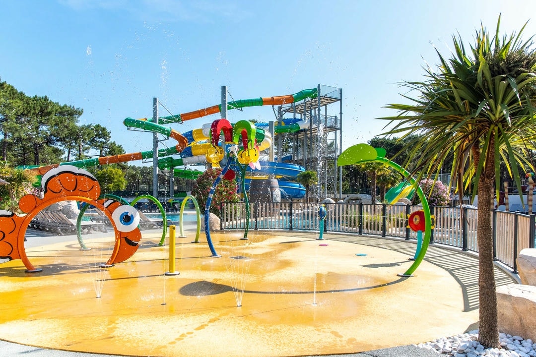 Camping Campéole Médoc Plage  - Wasserspielplatz für Kinder auf dem Campingplatz