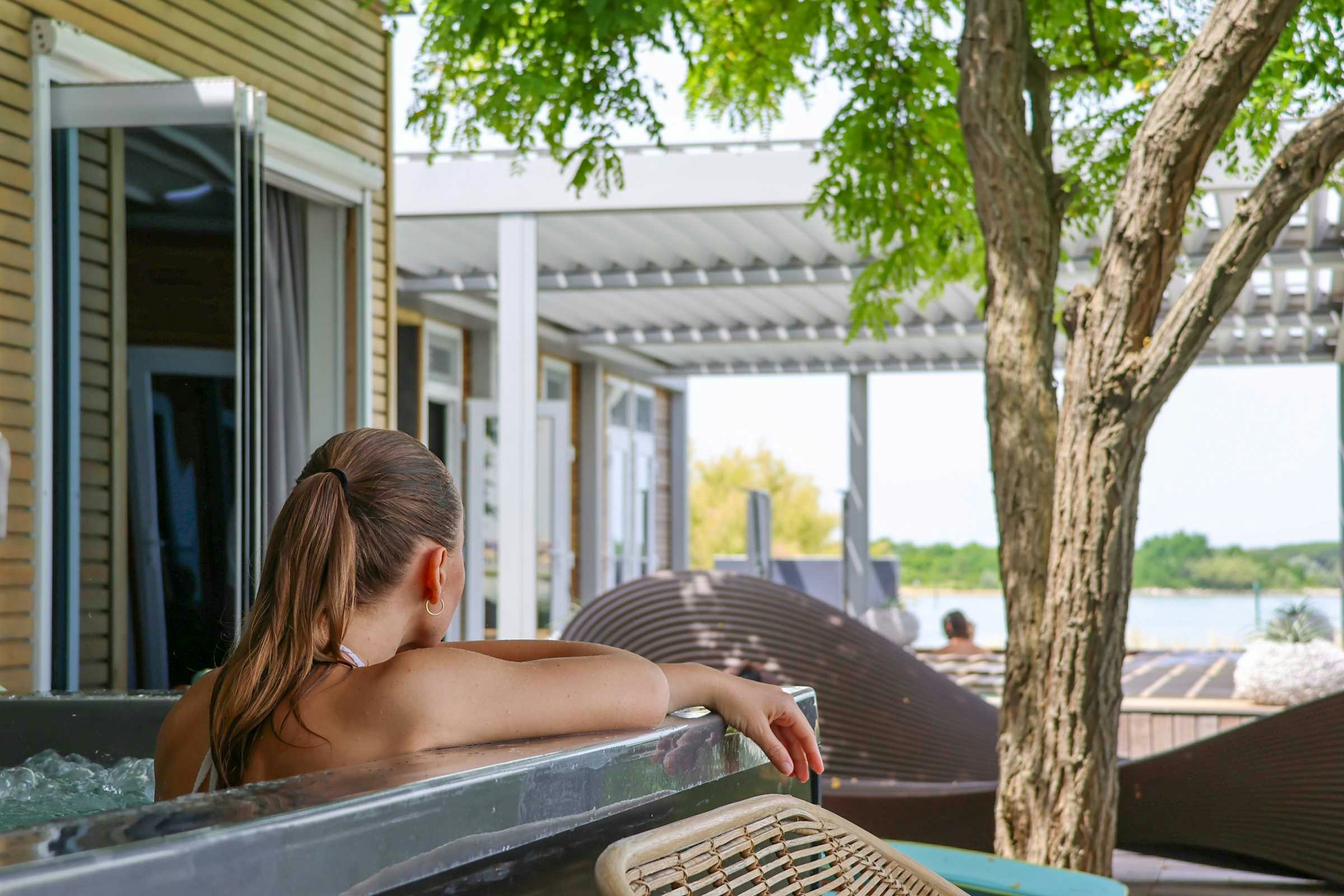 Camping Capalonga -  Mobilheim mit Whirlpool