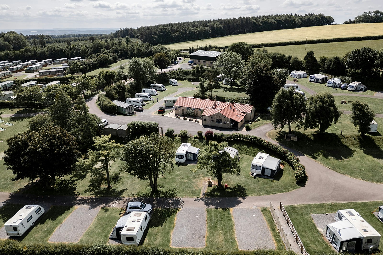 Golden Square - Caravan and Camping Park  - Campingplatz aus der Vogelperspektive