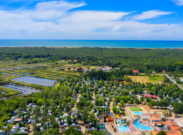 Camping-Caravaning La Loubine