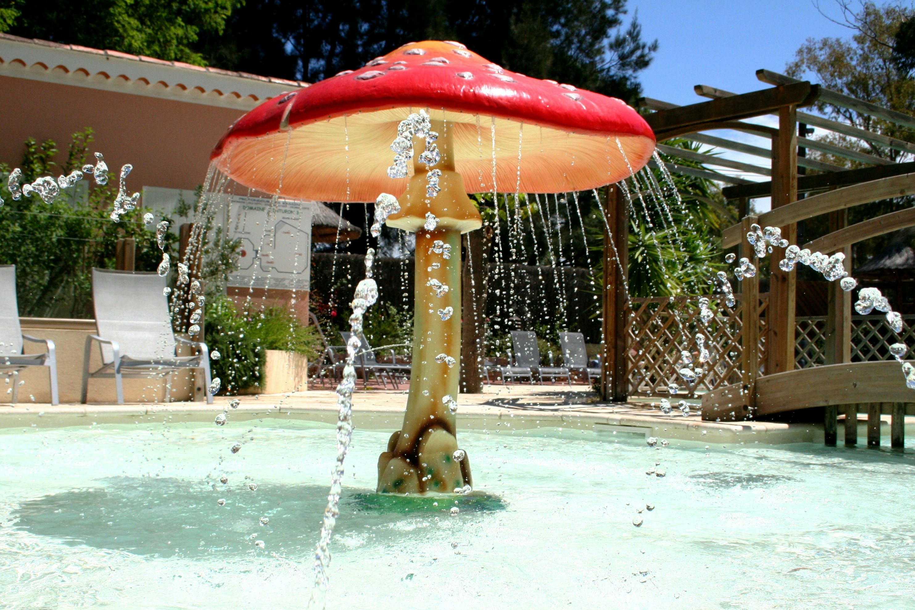 Camping Caravaning Le Ceinturon 3 - Freibad auf dem Campingplatz