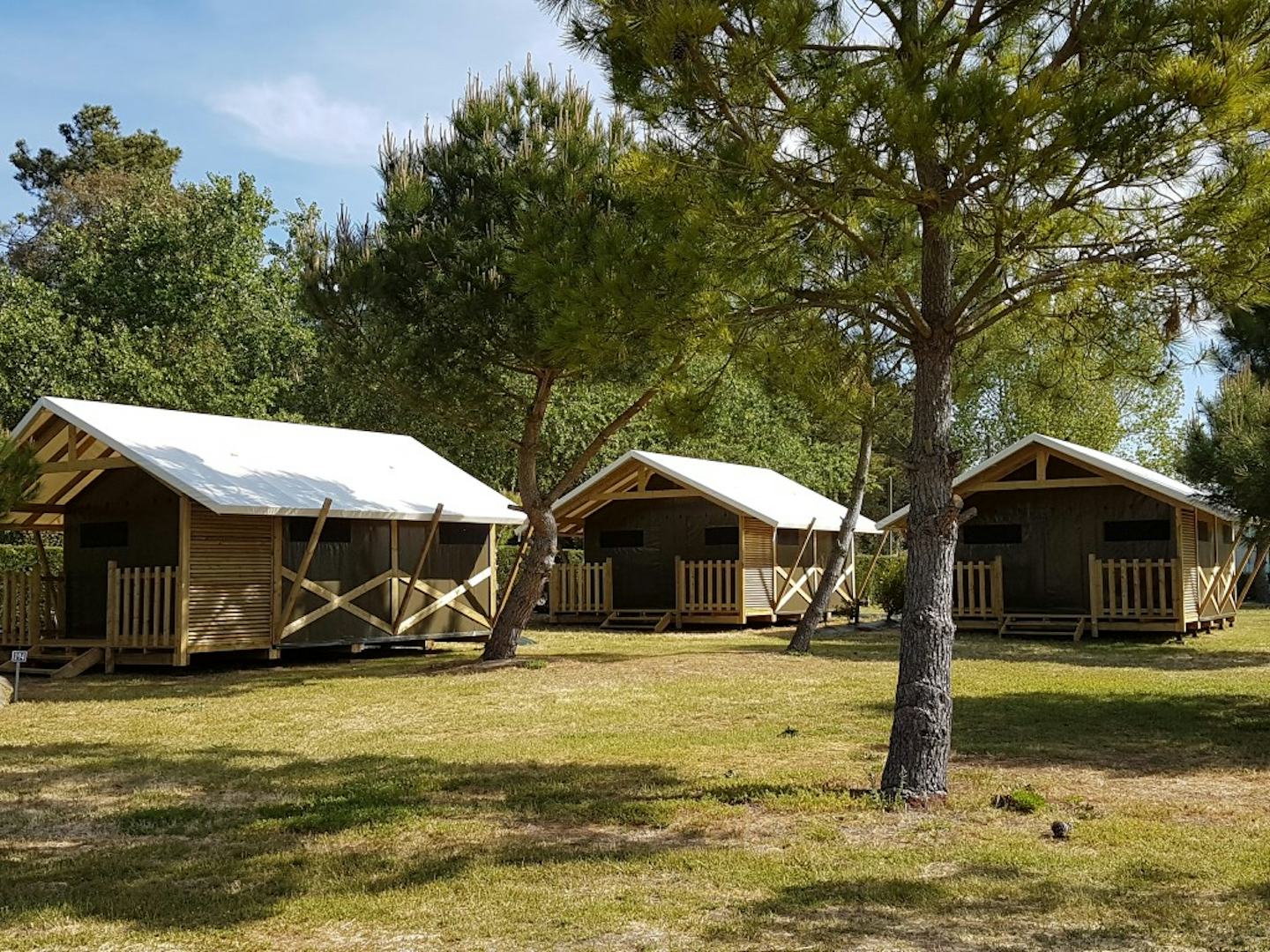 Camping-Caravanning Le Lagon Bleu