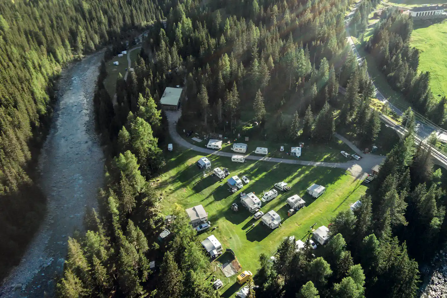 Camping Chapella - Vogelperspektive auf den Campingplatz