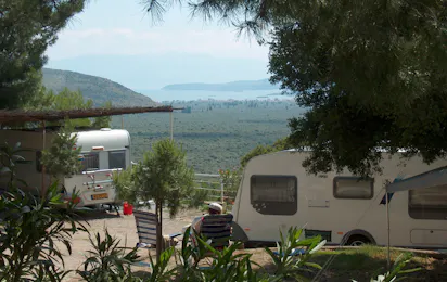 Chrissa Camping