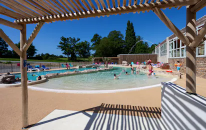 Camping Château de Lez-Eaux