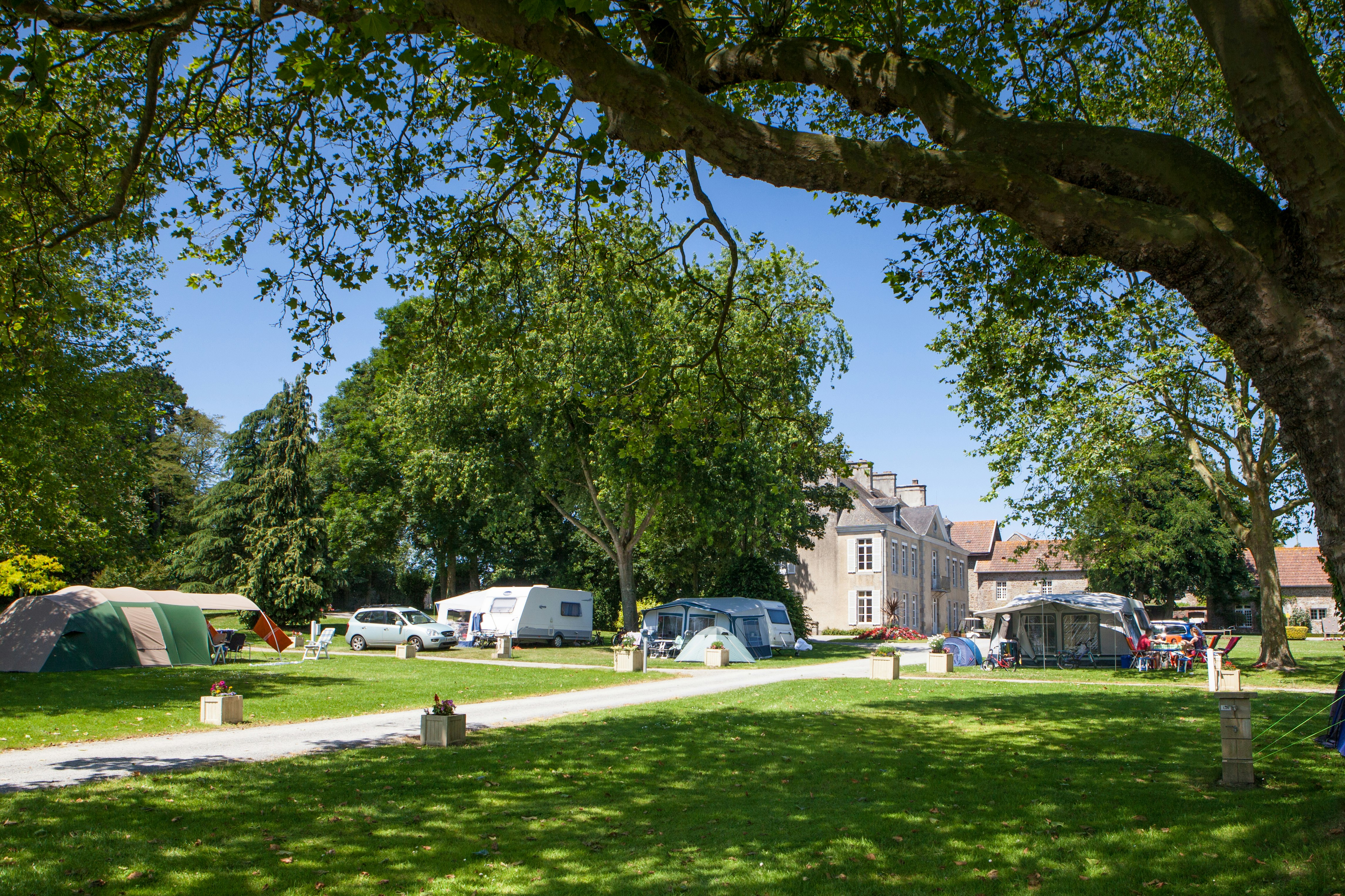 Camping Château de Lez-Eaux