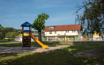 Wohnmobilstellplatz & Camping Cimbria