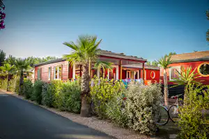 Camping Club Californie Plage - Mobilheime vom Campingplatz im Grünen