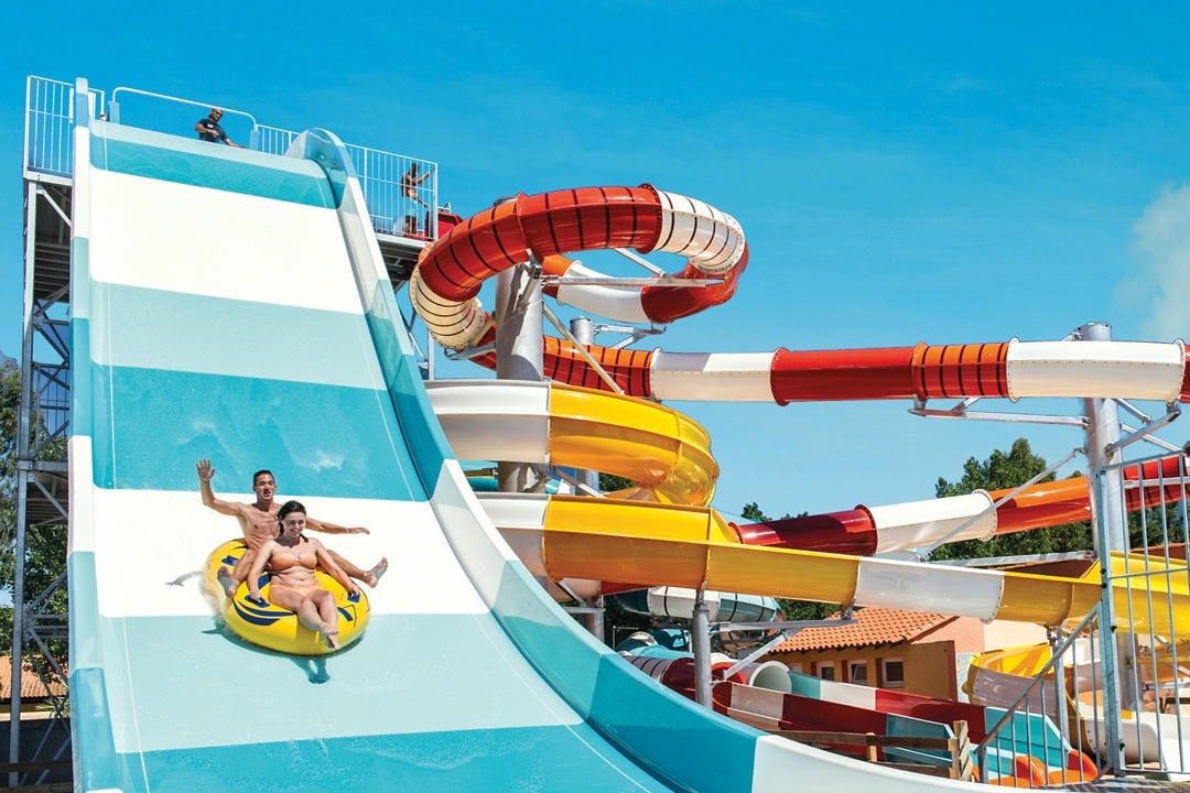 Camping Club MS Les Tamaris  - Rutschen im Wasserpark des Campingplatzes