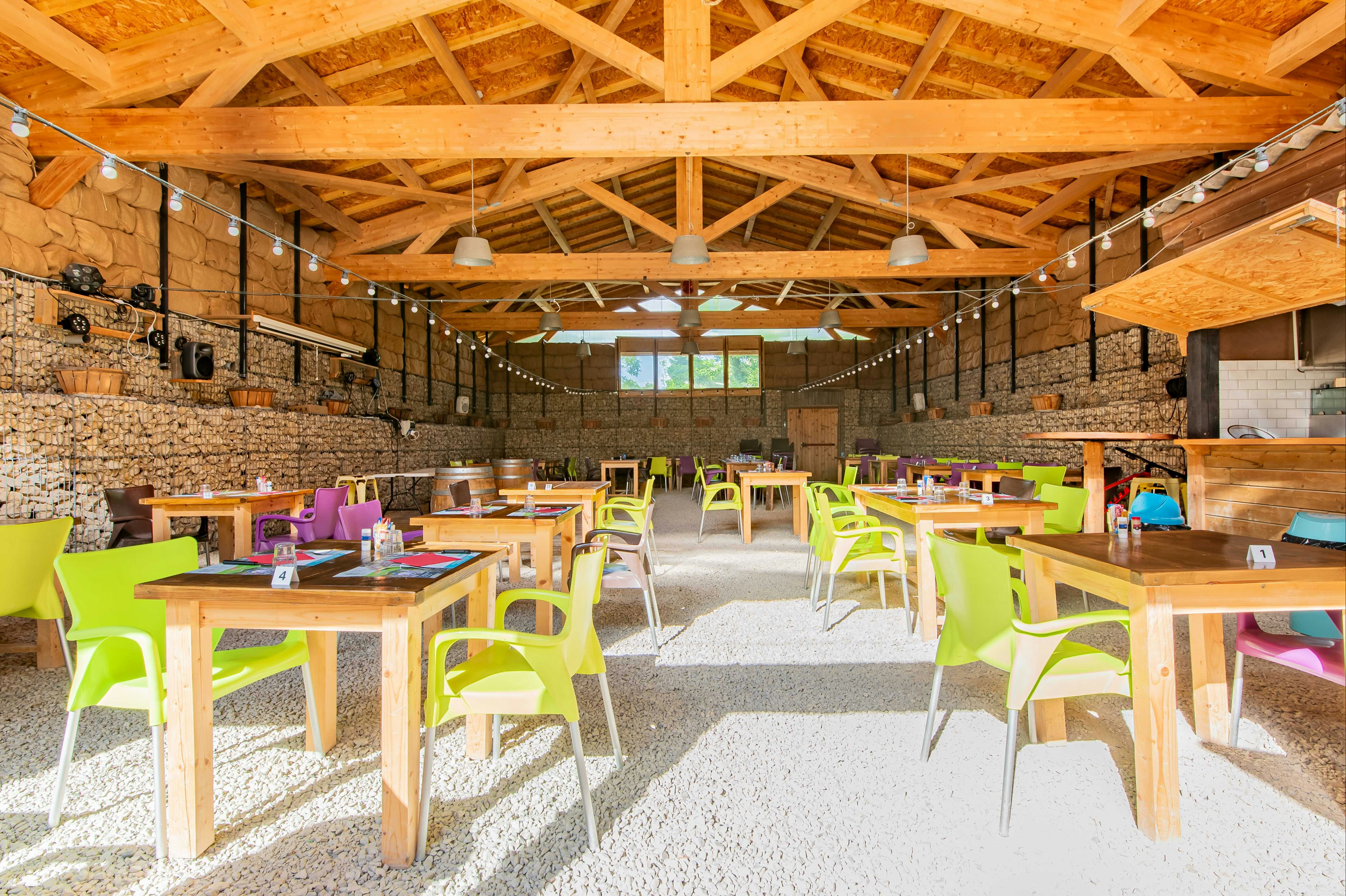 Camping Coeur d'Ardèche - Restaurant auf dem Campingplatz