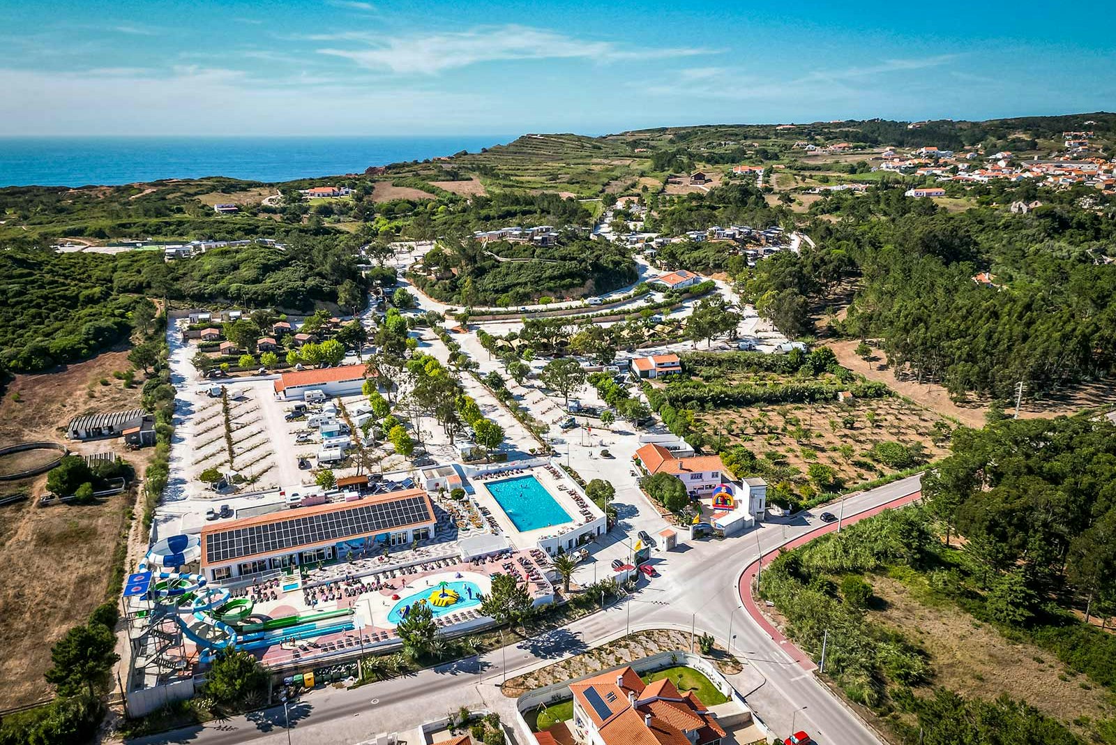 Yelloh! Village Colina do Sol  Camping Colina do Sol  - Campingplatz aus der Vogelperspektive