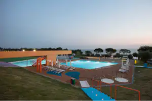 Camping Continental - Die Poolanlage auf dem Campingplatz