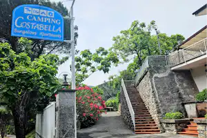 Camping Costabella - Eingang des Campingplatzes