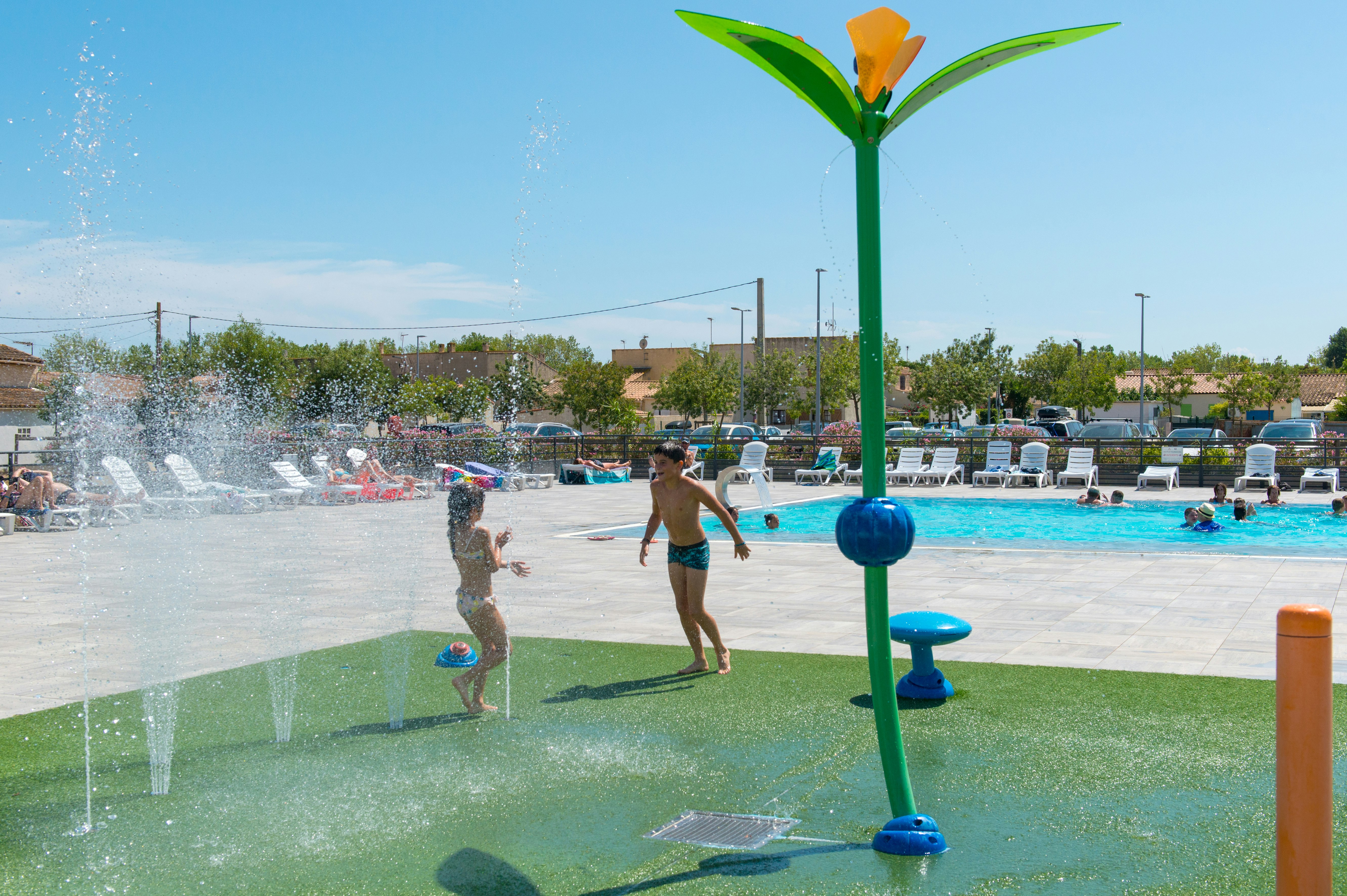 Camping Côte de Soleil  - Wasserspielplatz für Kinder auf dem Campingplatz