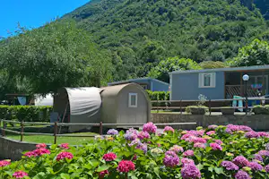 Camping Darna - Mobilheime auf der Wiese