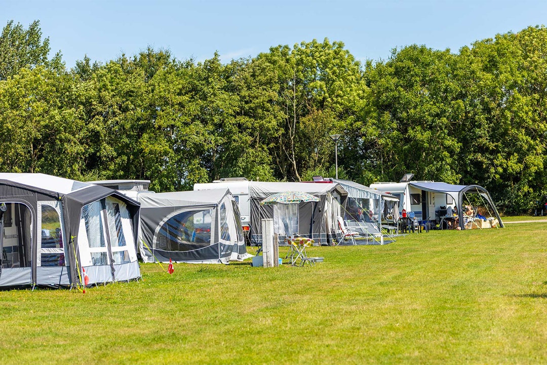 Molecaten Park De Agnietenberg  Camping De Agnietenberg - Standplätze auf dem Campingplatz