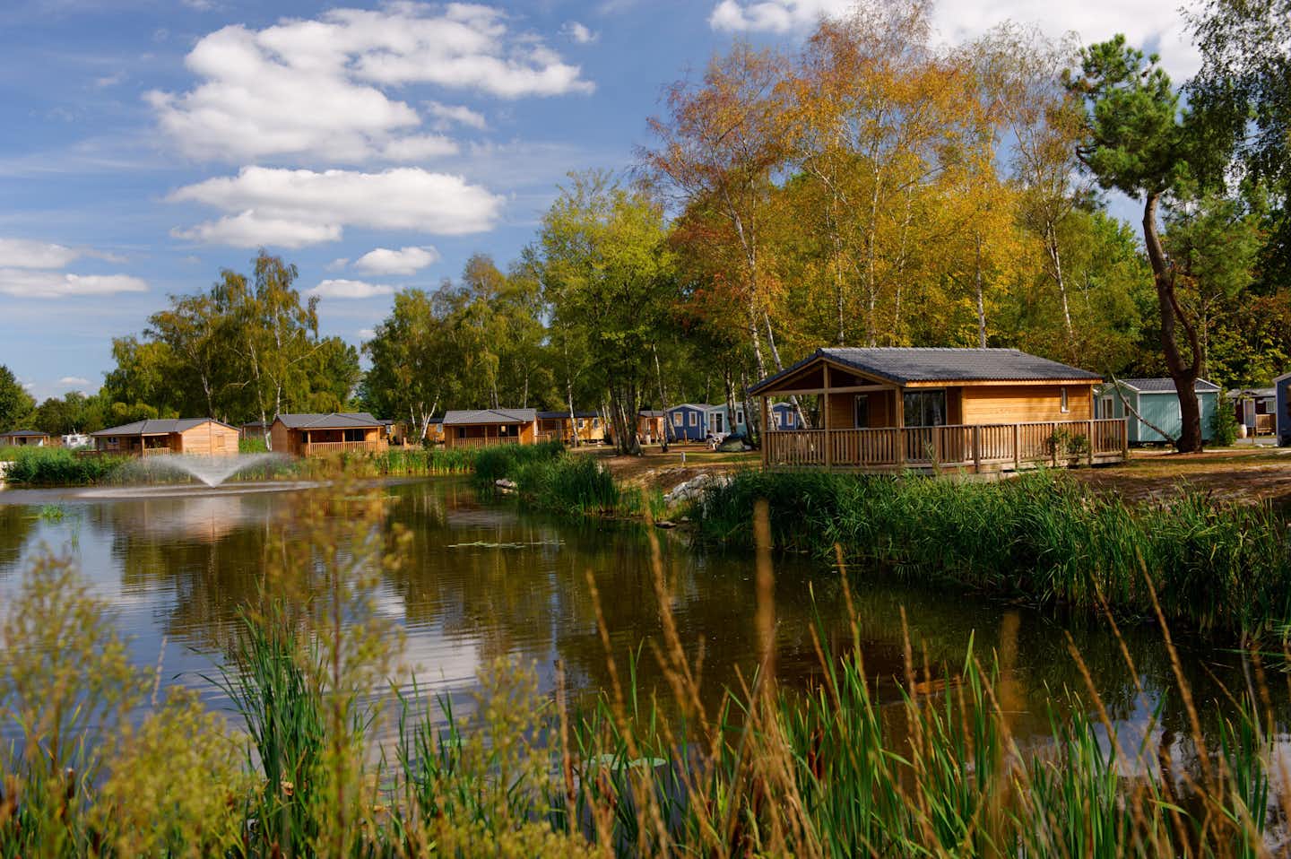 Camping de Bordeaux Lac - Chalet und  Mobilheim mit Blick auf der See