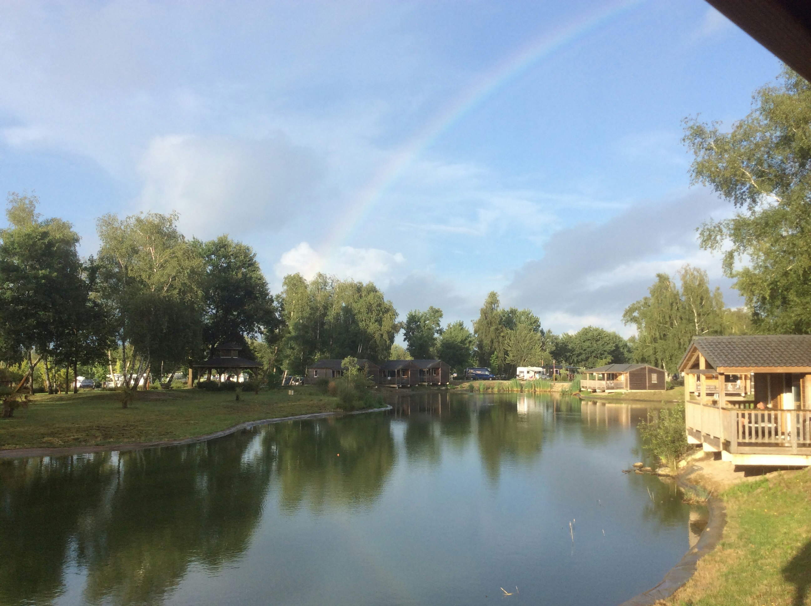 Yelloh! Village Bordeaux Lac  Camping de Bordeaux Lac  - Mobilheime am Ufer des Sees auf dem Campingplatz