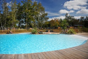 Yelloh! Village Bordeaux Lac Camping de Bordeaux Lac - Freibad auf dem Campingplatz