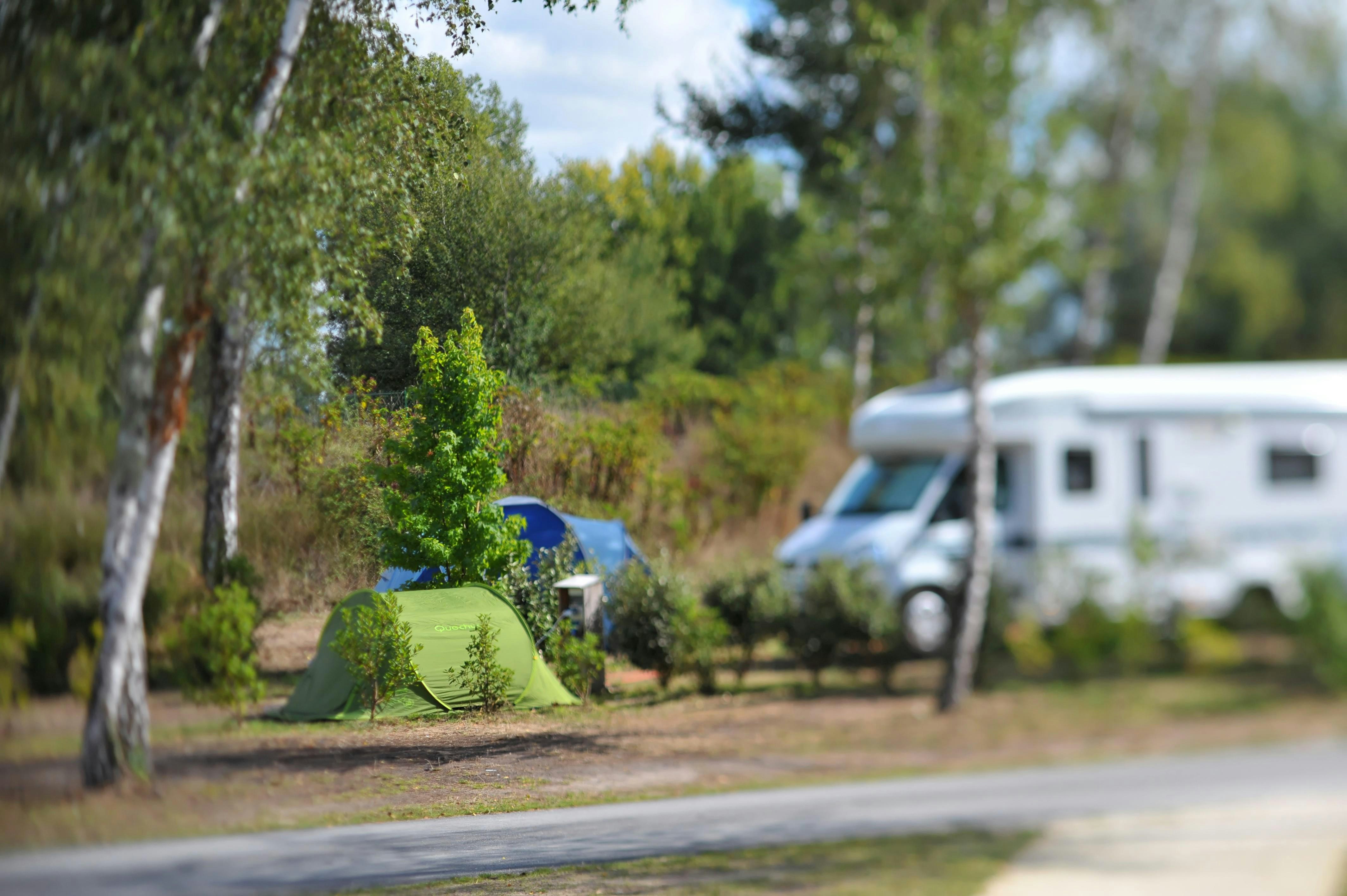 Yelloh! Village Bordeaux Lac  Camping de Bordeaux Lac - Zeltplätze auf dem Campingplatz