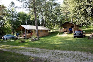 Camping de Boÿse - Glamping-Zelte auf dem Campingplatz