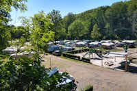 Camping De Bosrand - Übersicht auf das gesamte Campingplatz Gelände 