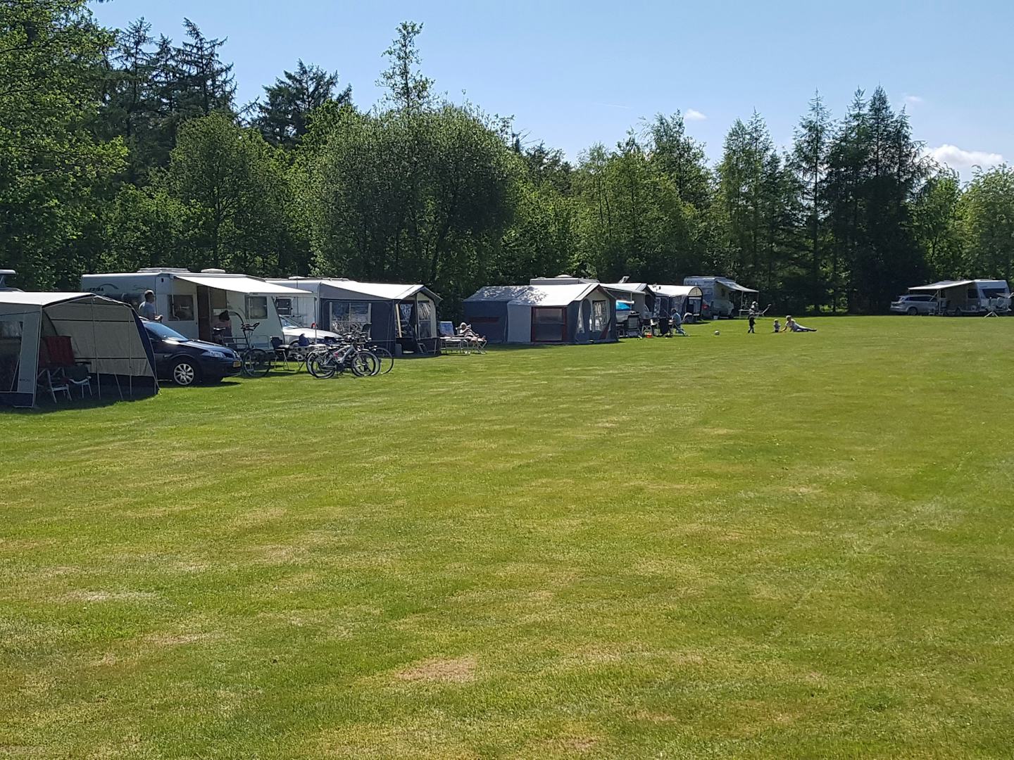 Camping De Bronzen Eik