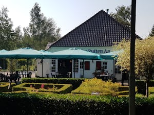 Camping De Bronzen Eik