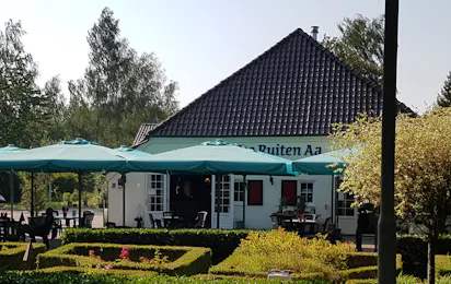 Camping De Bronzen Eik