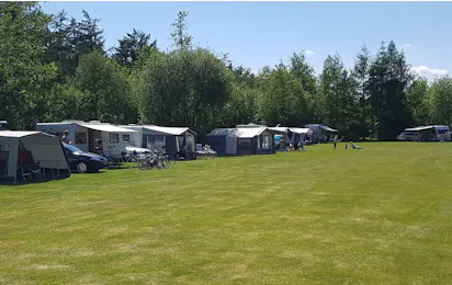 Camping De Bronzen Eik