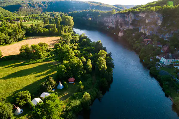 Chill-Lot Camping Insolite