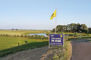 Kleine Camping De Duin - Schild am Eingang des Campingplatzes