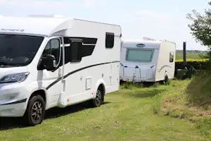 Kleine Camping De Duin - Standplätze auf dem Campingplatz