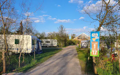 Camping De Flierefluiter
