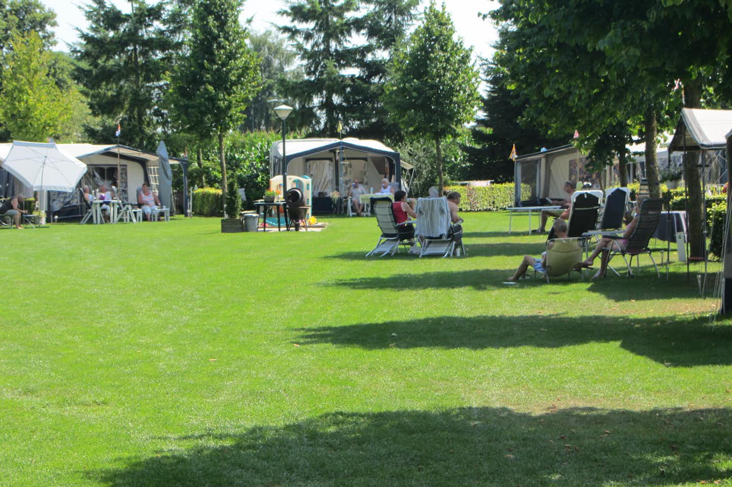 Camping De Heibloem  - Stellplätze auf dem Campingplatz