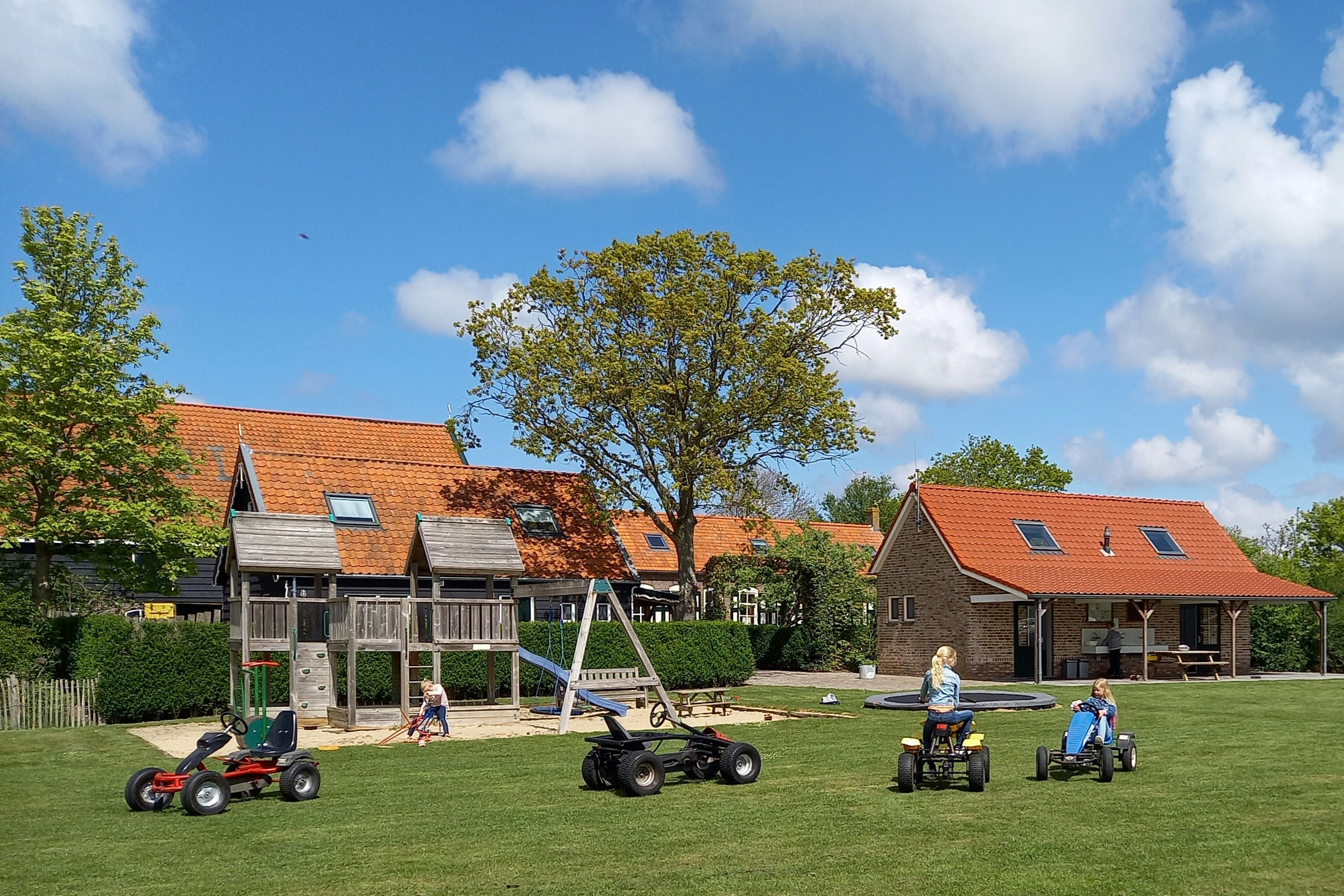 Camping De Hofwei  - Kinderspielplatz auf dem Campingplatz