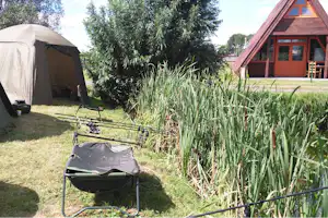 Camping De IJzerhoeve - Wohnwagen- und Zeltstellplatz und Mobilheim auf dem Campingplatz