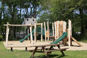 Camping de Kergo - Spielplatz für Kinder auf dem Campingplatz