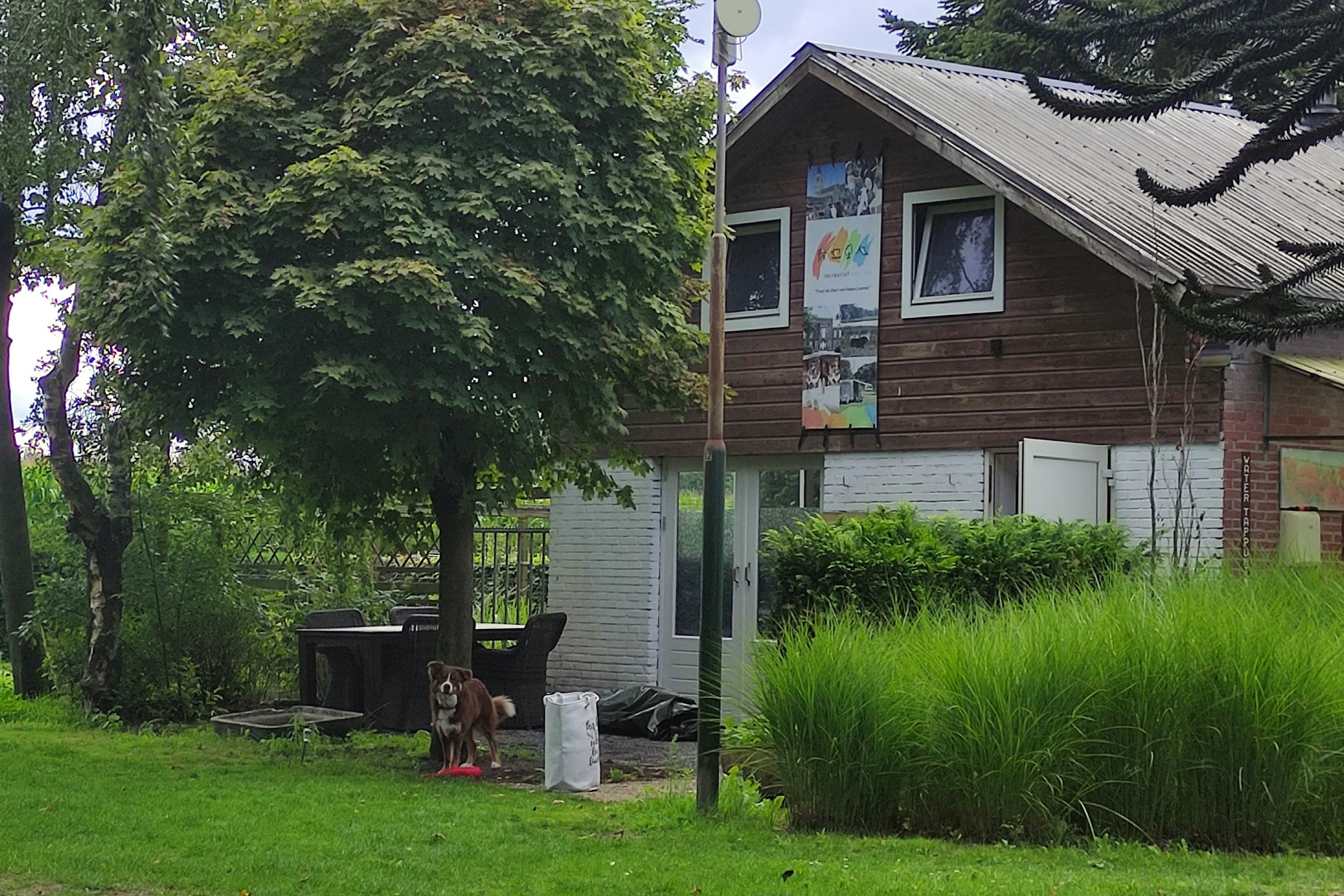 Camping De Kluis - Gebäude auf dem Campingplatz