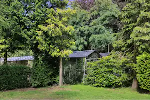 Camping De Kluis - Gewächshäuser auf dem Campingplatz